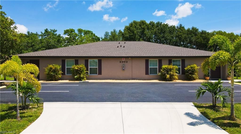 Foto principal - 2303 NE 6th St