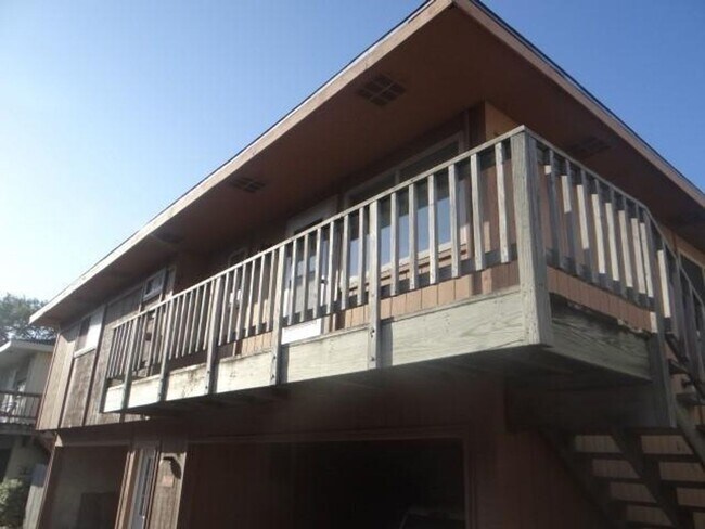 Foto del edificio - 6208 Hidden Cove