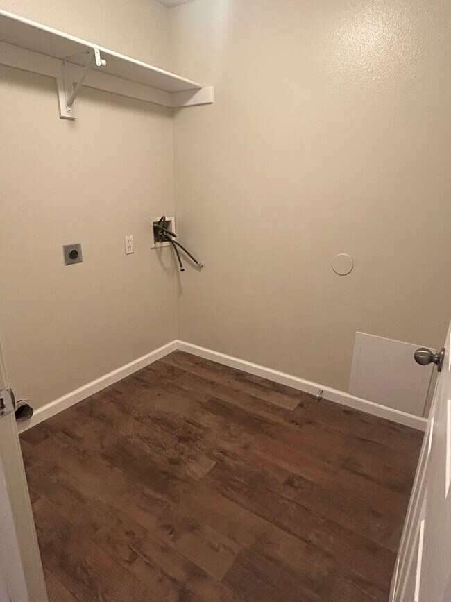 Foto del edificio - 801 N Evanston Ave