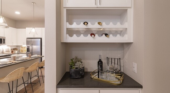 Foto del edificio - Start Fresh with 1 Month Free Rent