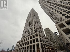 Building Photo - 36 Elm Dr W