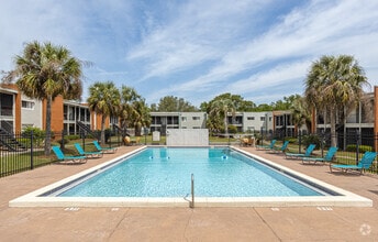 Building Photo - The Flats at Ninth Ave