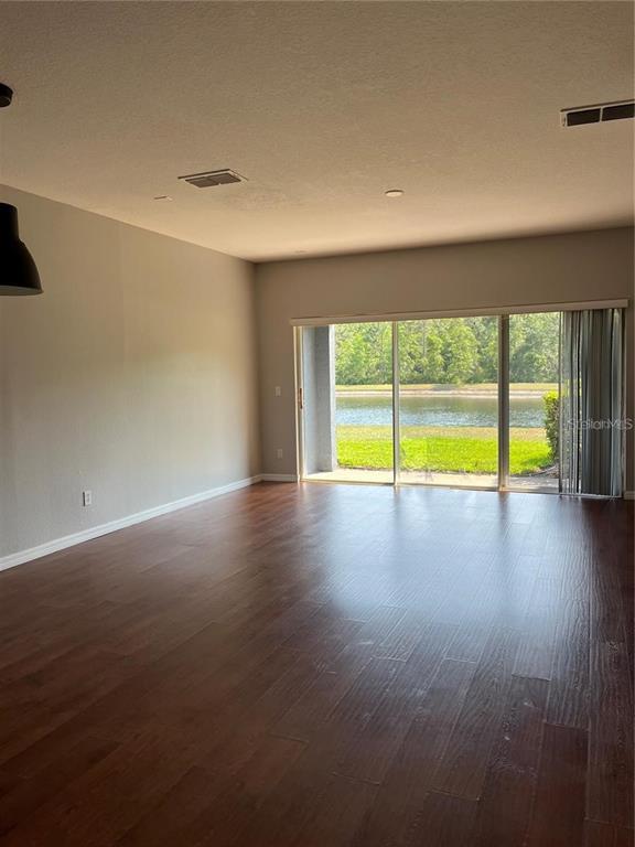 Foto del edificio - 3424 Victoria Pines Dr