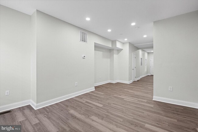 Foto del edificio - 3 bedrooms, 3.5 bathrooms