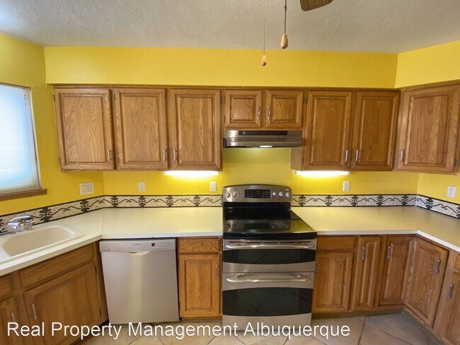 Building Photo - 4 br, 2 bath House - 872 Ivory Rd SE