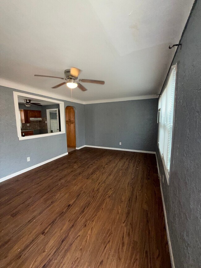 Foto del edificio - 804 Otto St