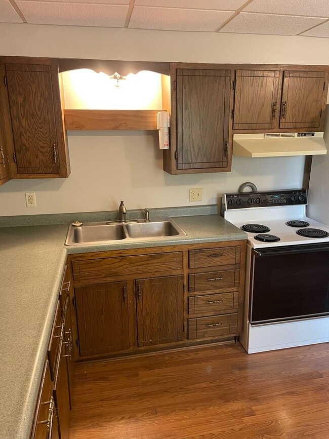 Building Photo - 49 9th St