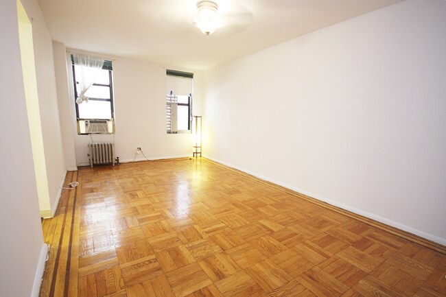 Building Photo - 44-15 43rd Ave