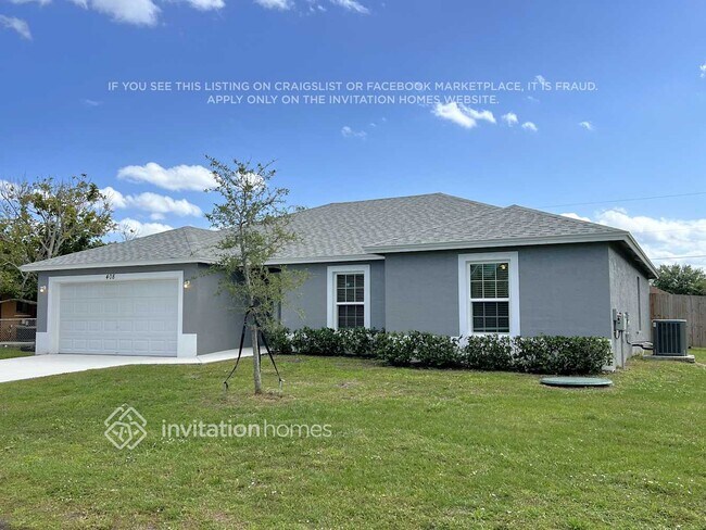 Foto del edificio - 408 SW Ewing Ave