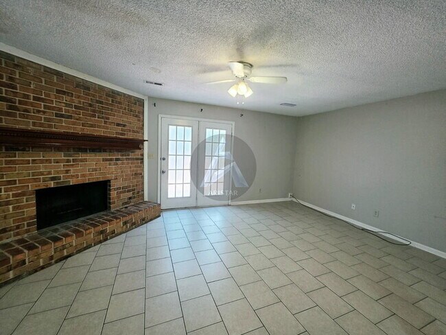 Foto del edificio - 1495 Bentley Ln SE