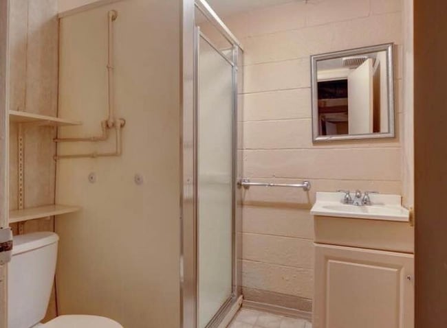 Building Photo - 21 Terrace Dr