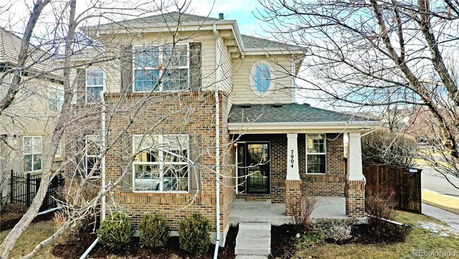 Building Photo - Wow! 4 bedroom plus office in Lowry!