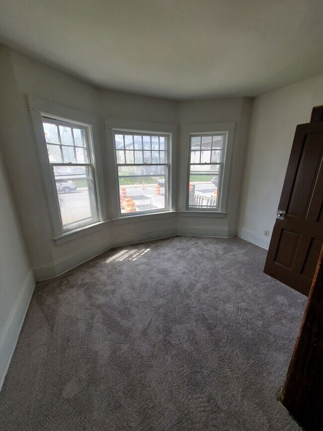 Foto del edificio - 3134-3136 N 35th St. (Duplex)