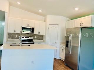 Building Photo - 67 Rose Dr