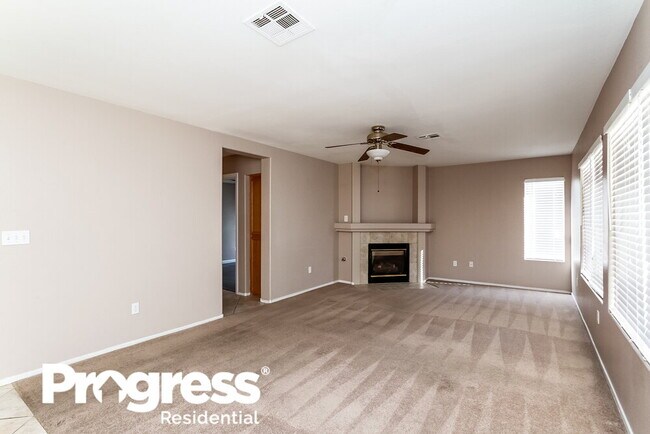 Building Photo - 1113 Pincay Dr