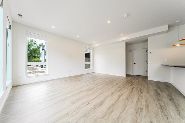 Spacious Townhome Living Room - Westwood Meadows