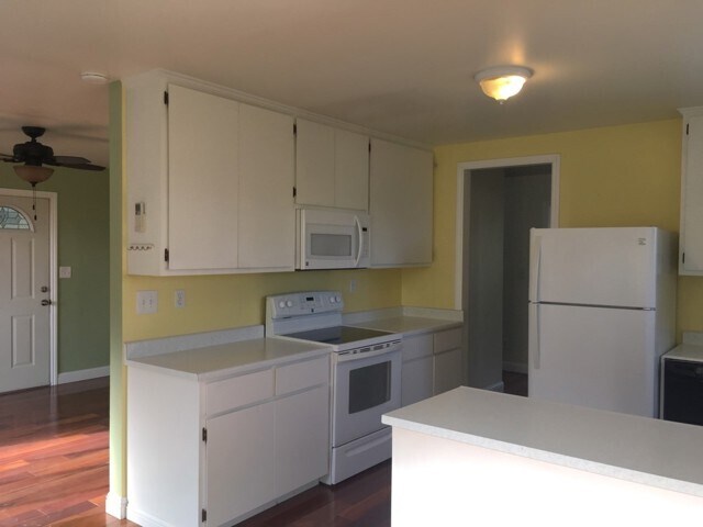 Building Photo - 3480 Idlewood Dr
