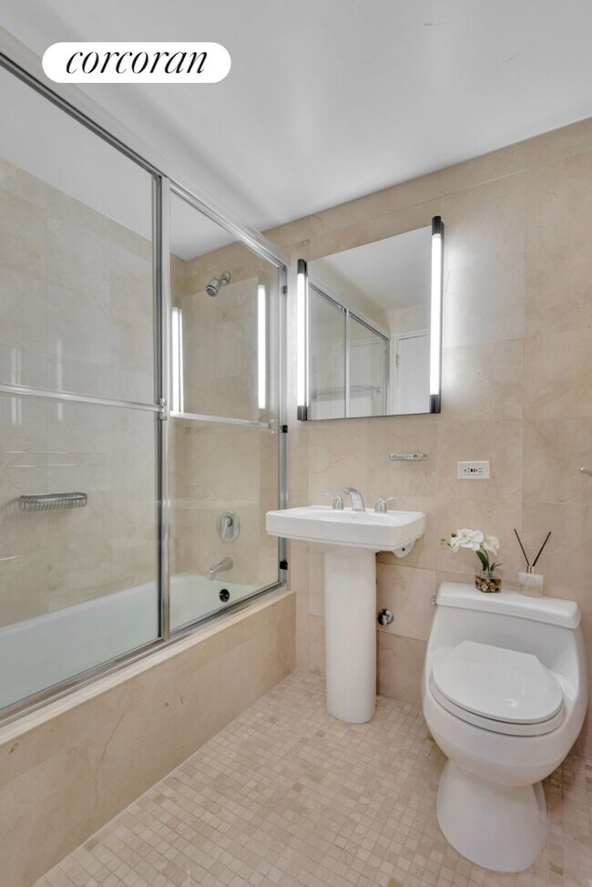 Foto del edificio - 205 E 63rd St