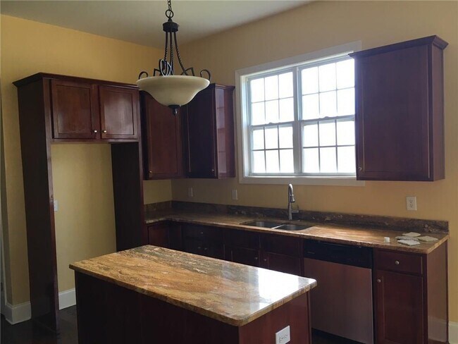 Foto del edificio - 5575 Toccoa Dr
