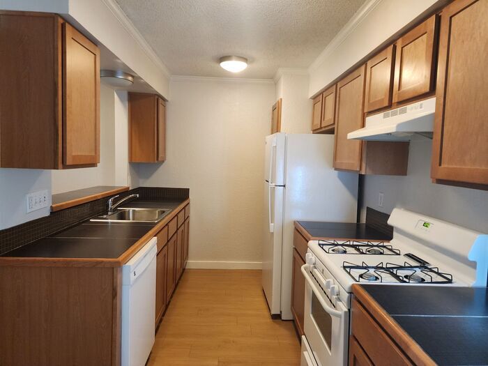 Foto principal - Abbey Road B2- 2 bedroom, 2 bath