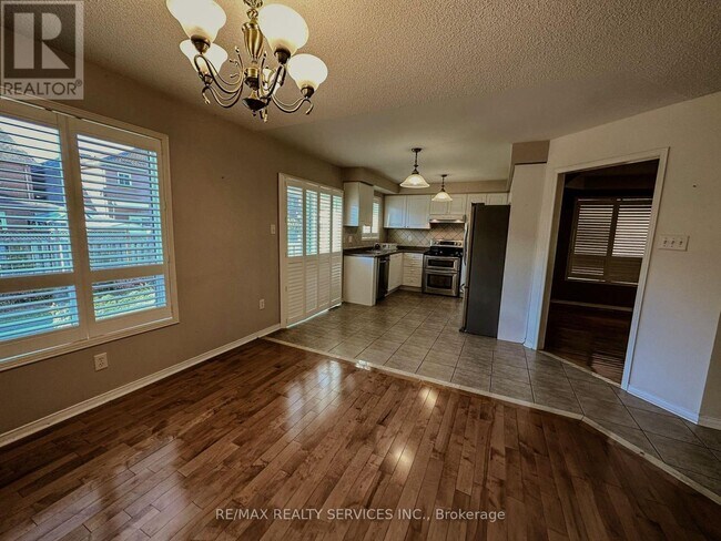 Building Photo - 41 Sandyshores Dr