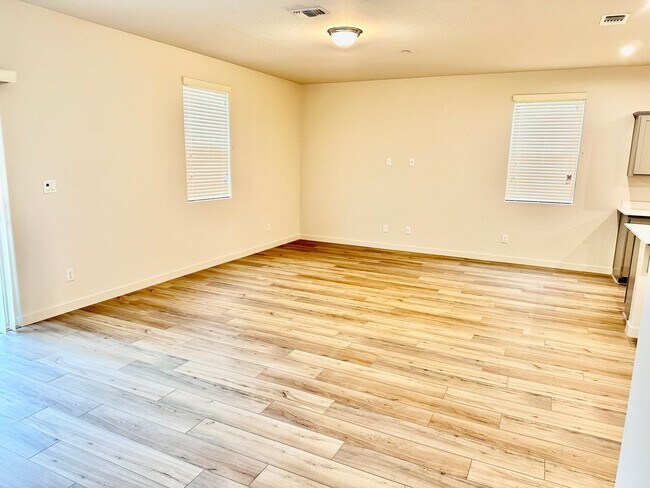 Foto del edificio - Lovely 3/2 Century Home In Madera