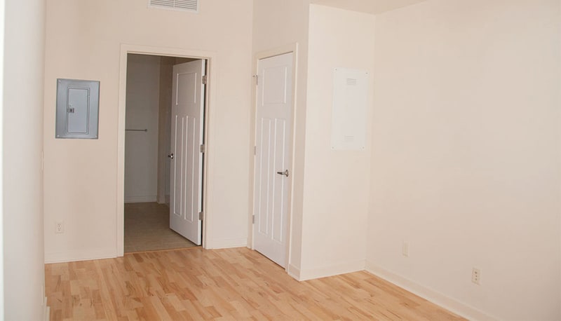 Foto del edificio - 242 E Water St