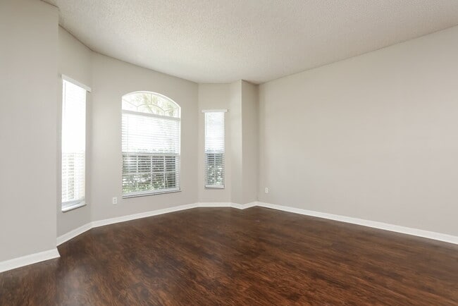 Building Photo - 1149 Osprey Way