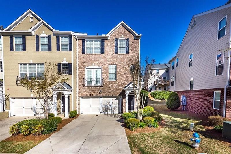 Foto principal - 6174 Indian Wood Cir