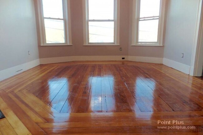 Foto del edificio - 12 Cutter Ave