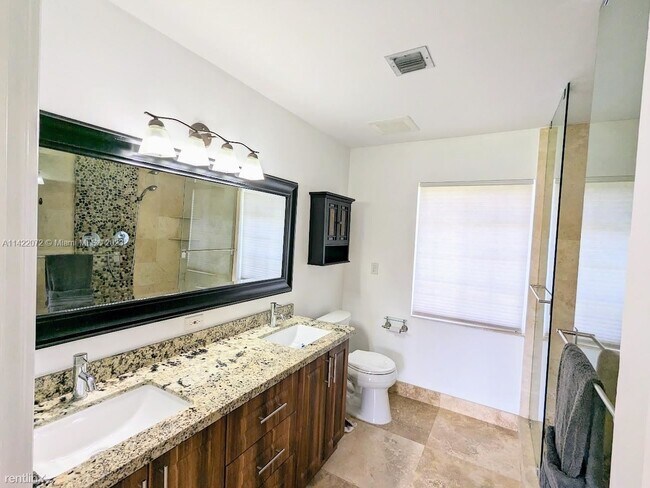 Building Photo - 3 br, 2 bath House - 7431 SW 135th Ave