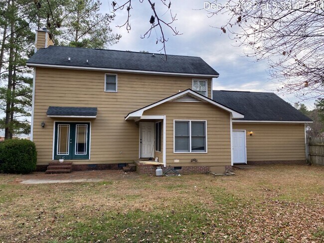 Building Photo - 3404 Grenedine Dr