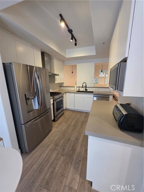 Foto del edificio - 240 S Mentor Ave