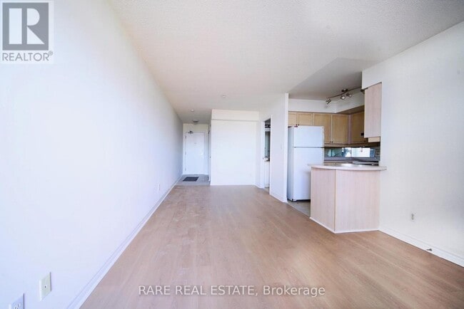 Building Photo - 3 Rean Dr