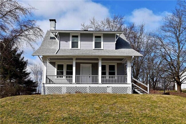 Foto del edificio - 9691 Bellcrest Rd