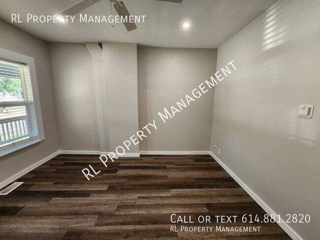 Building Photo - *WAIVED APPLICATION FEE AND HALF OFF YOUR ...
