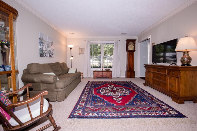 Foto del edificio - 212 Cottage Grove
