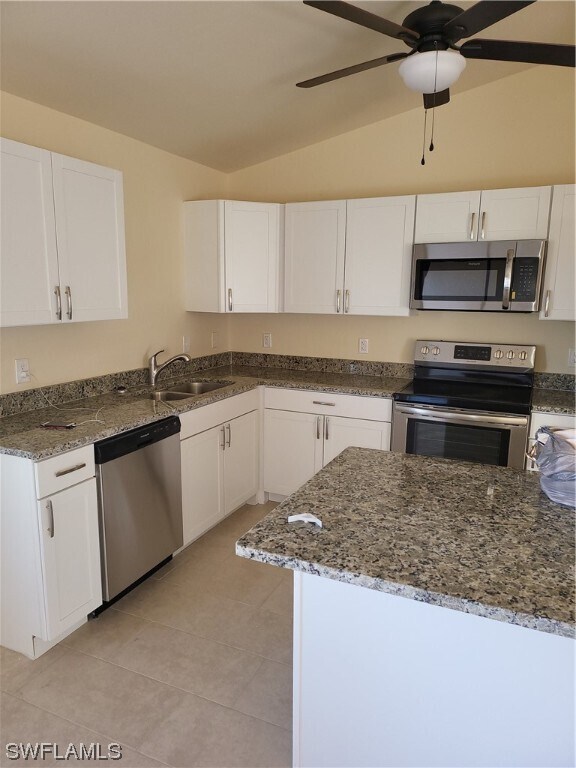 Foto principal - 231 NW 14th Pl