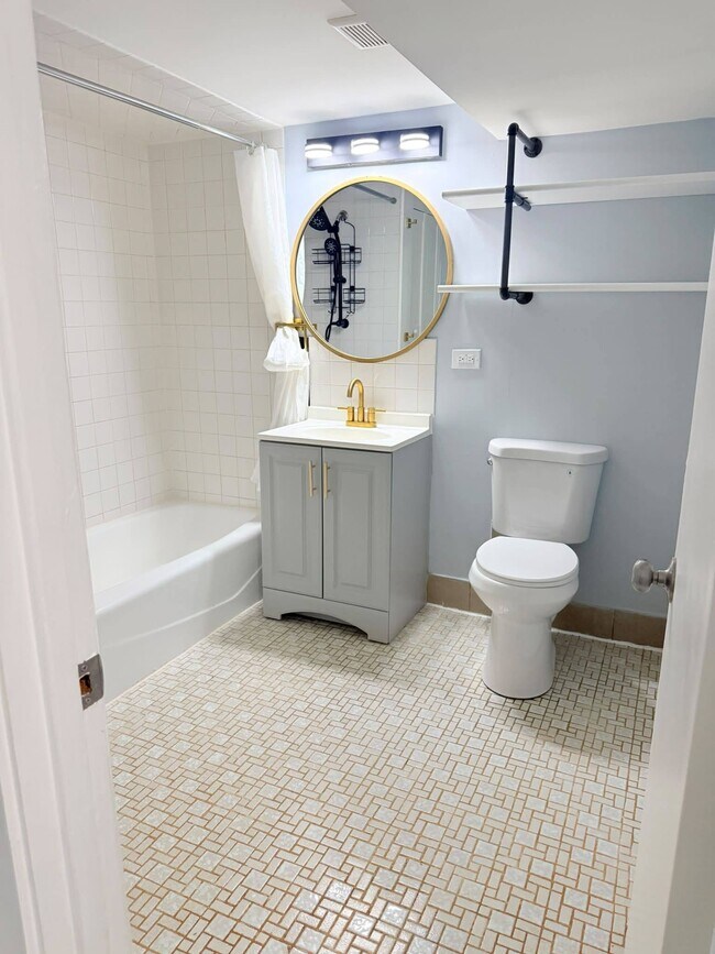 Foto del edificio - 2807 N 74th Ct