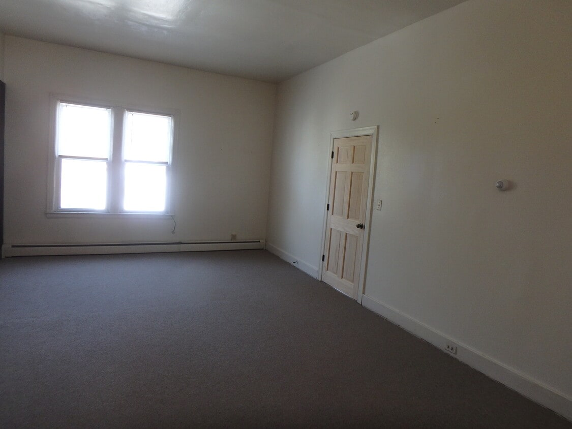 109 N Montour St Unit 1, Montoursville, PA 17754 Apartments in