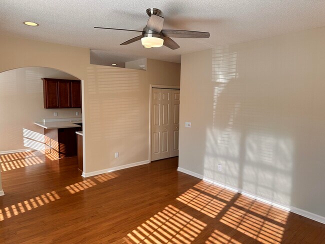 Foto del edificio - 101 E Rhode Island Ave