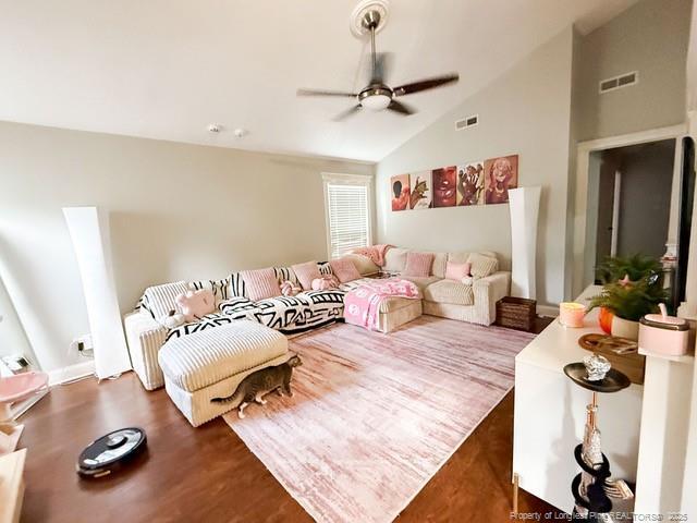 Foto del edificio - 5716 McDougal Dr