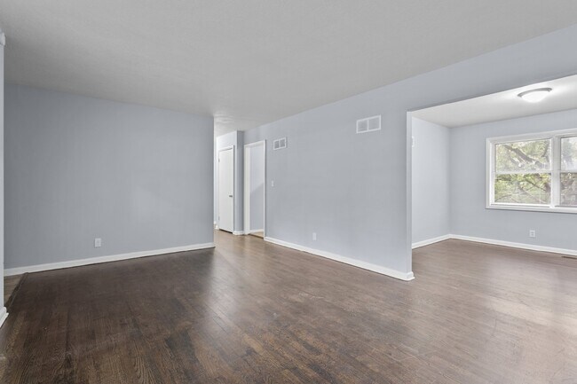 Foto del edificio - Charming 4-Bedroom Ranch Style Home