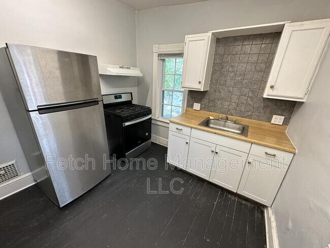 Foto del edificio - 813 Manor St