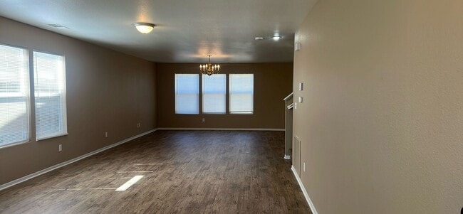 Photo - 1133 Pinnacle Dr House