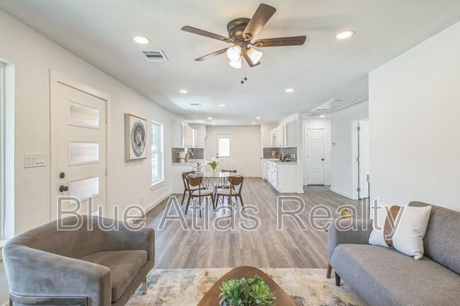 Foto del edificio - 3544 Valley Ridge Rd