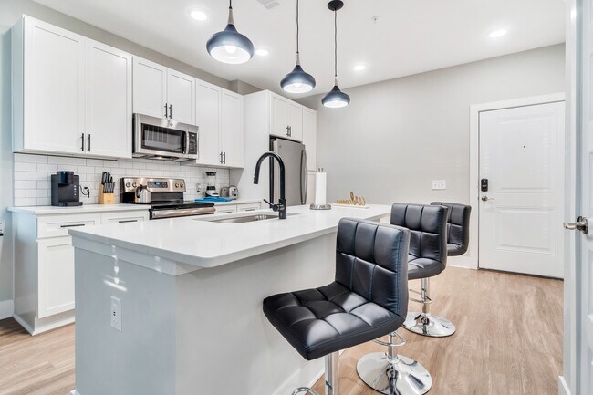 Foto del edificio - 2250 Hawkins St