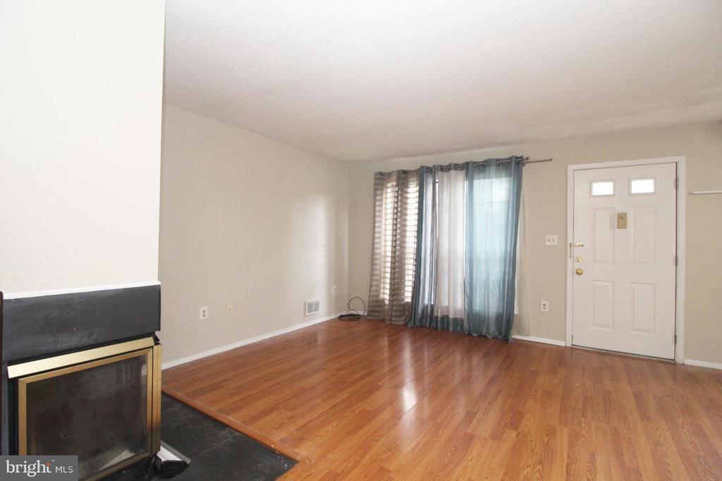 Foto principal - 82 Drewes Ct