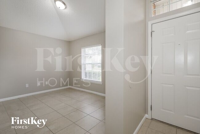 Foto del edificio - 4387 Pebble Brook Dr
