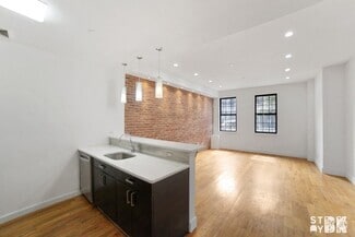 Building Photo - 41 Lexington Ave